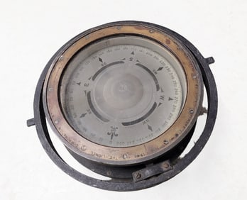 Antique WW2 Lionel Navy Compass