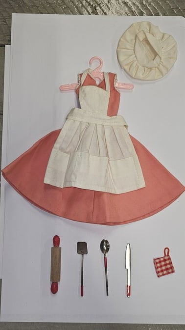 Barbie Collectible: Description