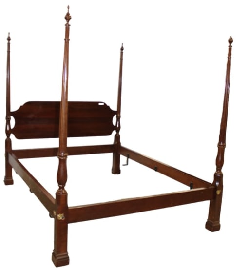 Stickley queen size Bed (1 of 3)