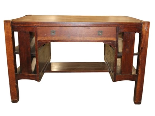 Arts & Crafts Mission Oak Desk by Quaint. (1 of 4)