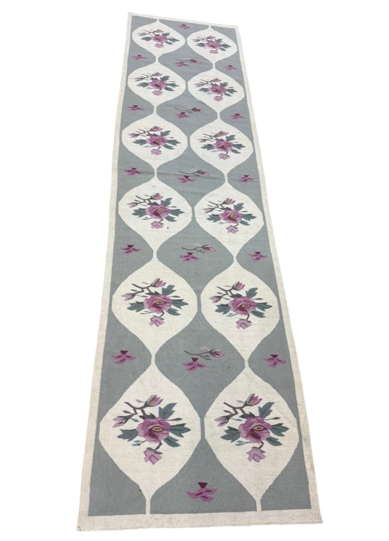 Contemporary Flat Weave Hand Made Carpets (1 of 4)