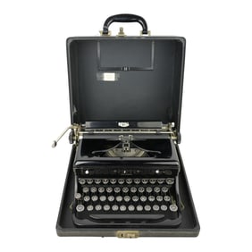 Vintage Typewritwer