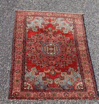 Antique Mahal Carpet ? (1 of 1)