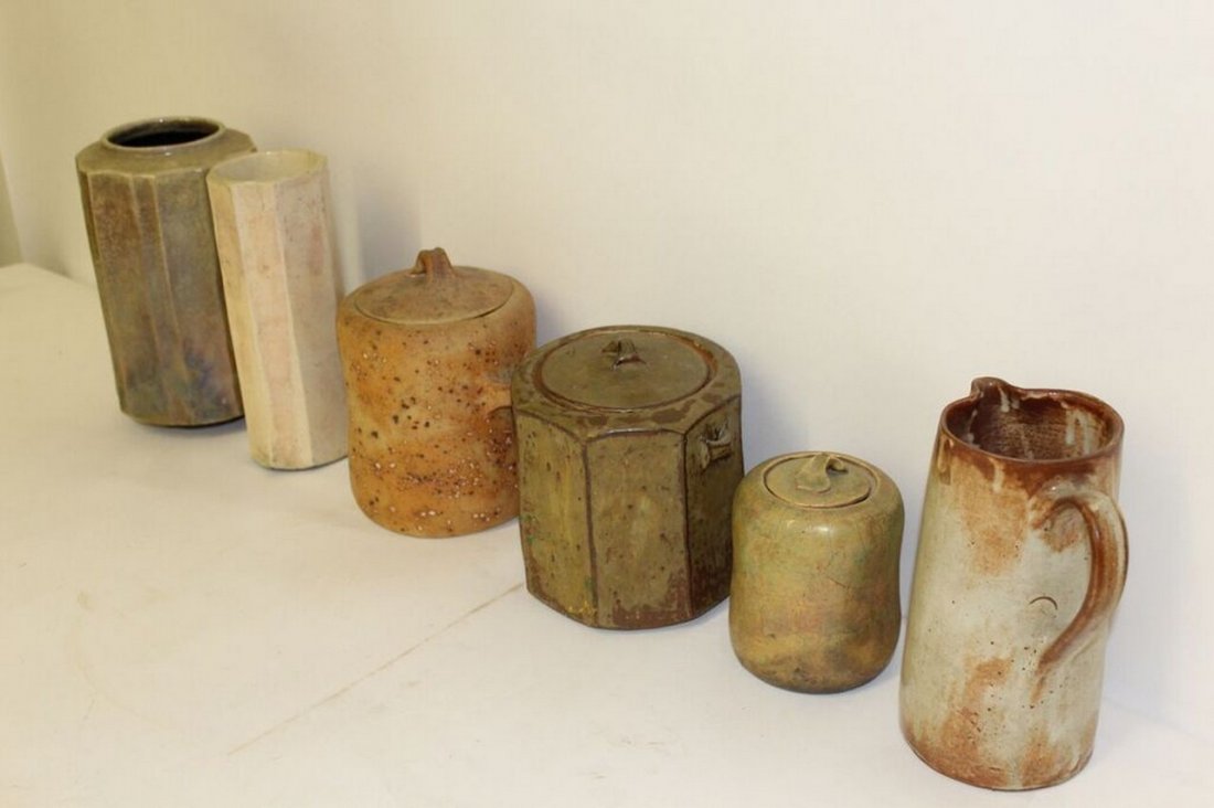 6 pieces of Mid Century Modern Studio Pottery (1 of 6)