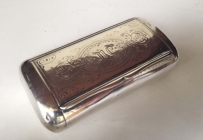 Orfevrerie europeenne, XIXe. Tabatiere: Orfevrerie europeenne, XIXe Tabatiere Argent 10 x 4,5 cm.