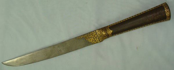 19th Century Turkish Kard Knife / Dagger: 19th Century Turkish Kard Knife / Dagger. Nice single edged Damascus blade without any issues. The blade is decorated with gold koftgari work. Handle/ grip in nice conditions as well, with matching gi