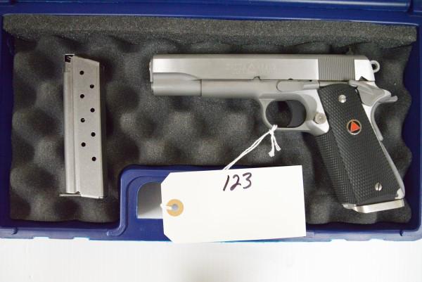 COLT PISTOL 10MM: DELTA ELITE Trade In, Box, 2 mags