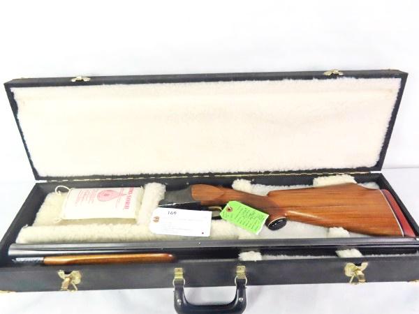 MIROKU TRAP 12 GA. DOUBLE BARREL SHOTGUN: 30" VENT RIB BARRELS - ENGRAVED RECEIVER - OVER/UNDER - HARD CASE