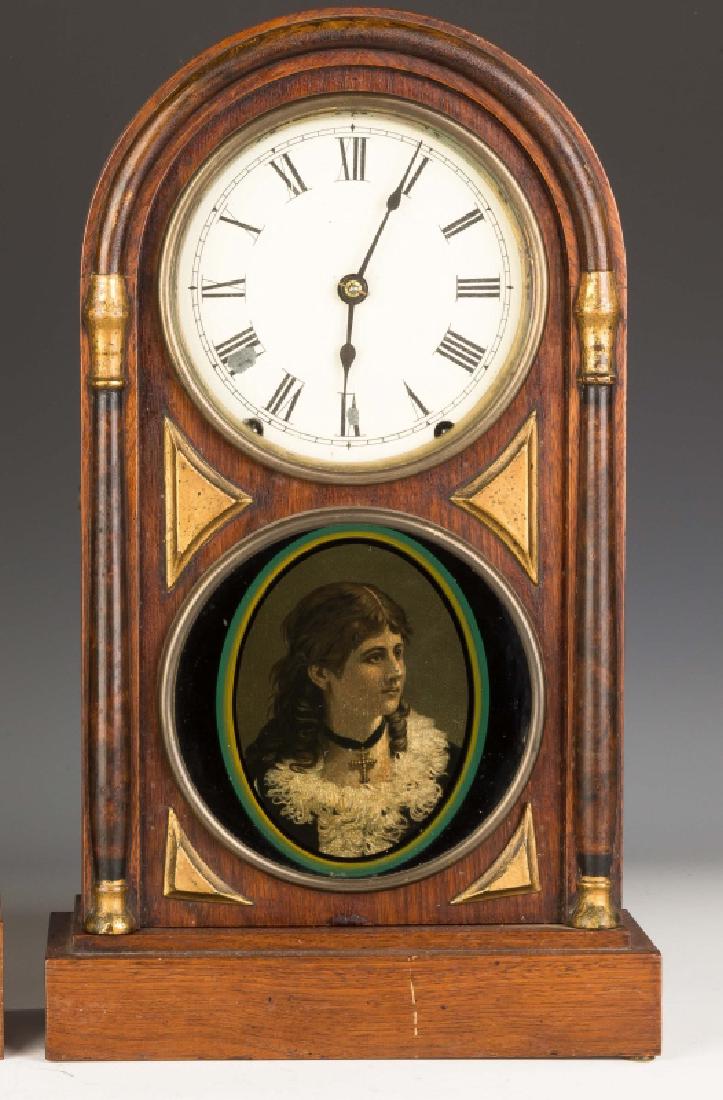 Seth Thomas Chicago Shelf Clock (1 of 2)