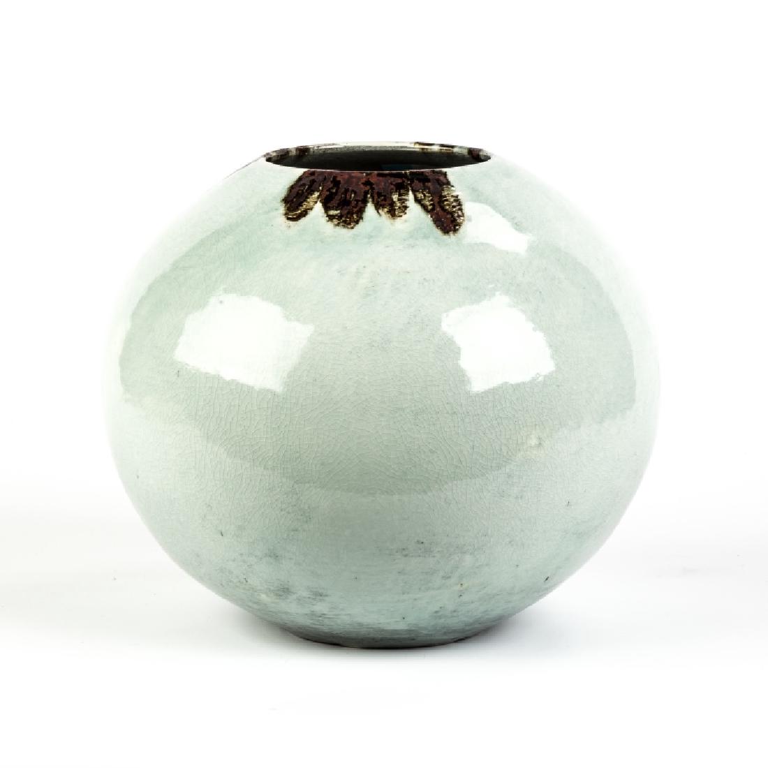 Young Sook Park (Pahk) Puchong Vase (1 of 3)