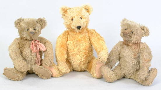 Steiff Golden Mohair Bear: Steiff Golden Mohair Bear, 16" (h), w/button & growler, exc., Est. 1,000-1,500