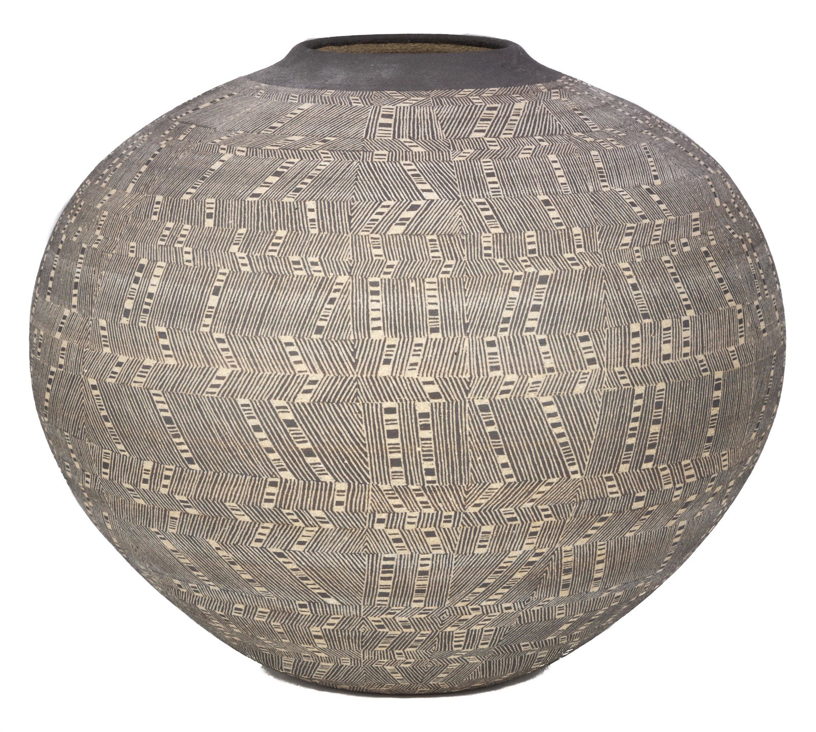 Diana Goudy Scraffito Pot: Diana Goudy Scraffito Pot Signed and dated April 16, 1984 (underneath). 8 x 9 1/2 in. Mrs. DuVal Cravens, Buffalo, New York. The estate of Harold L Cohen, Buffalo, New York.