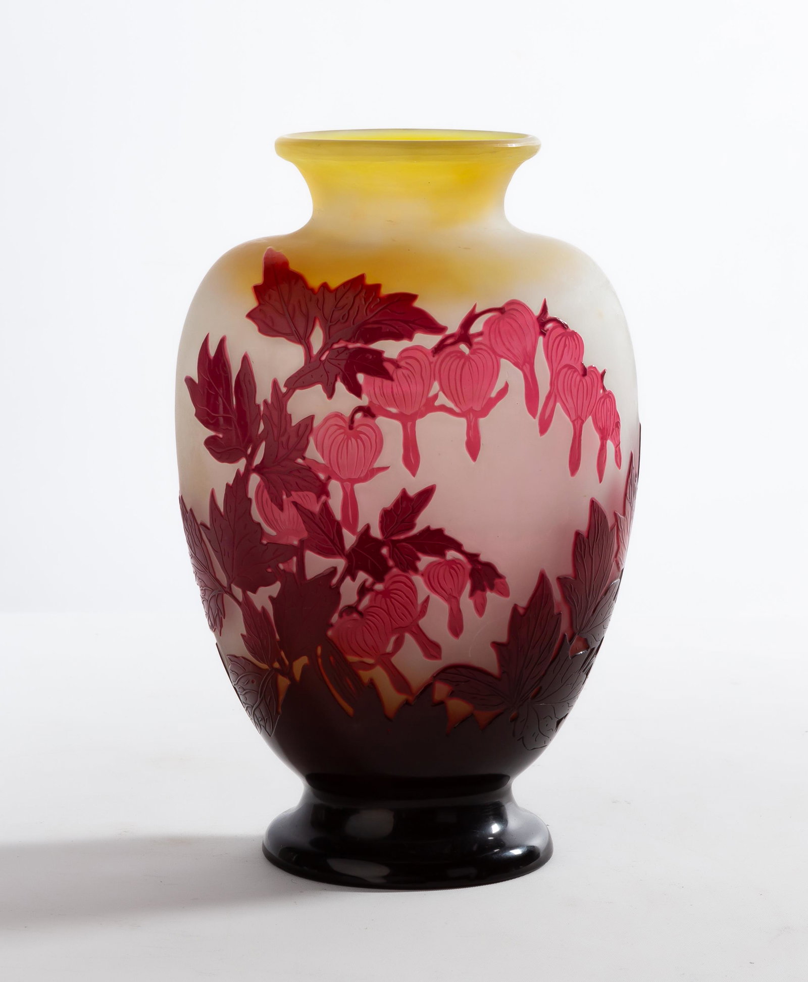 Galle Art Nouveau Bleeding-Heart Cameo Vase (1 of 3)