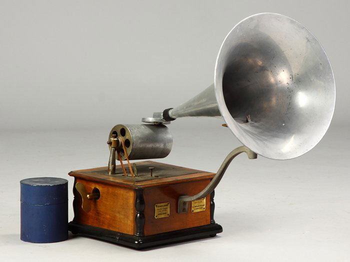 Excelsior Rare Model French Phonograph: The same name, but not related to the German Co. It resembles a disc talking machine with its horn arrangement. Walnut case. Dr. Richard Pope