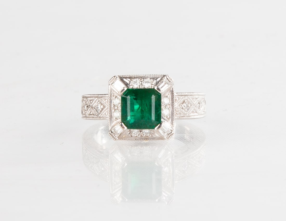 Very Fine 1.20 ct Emerald and Diamond Ring (1 of 4)