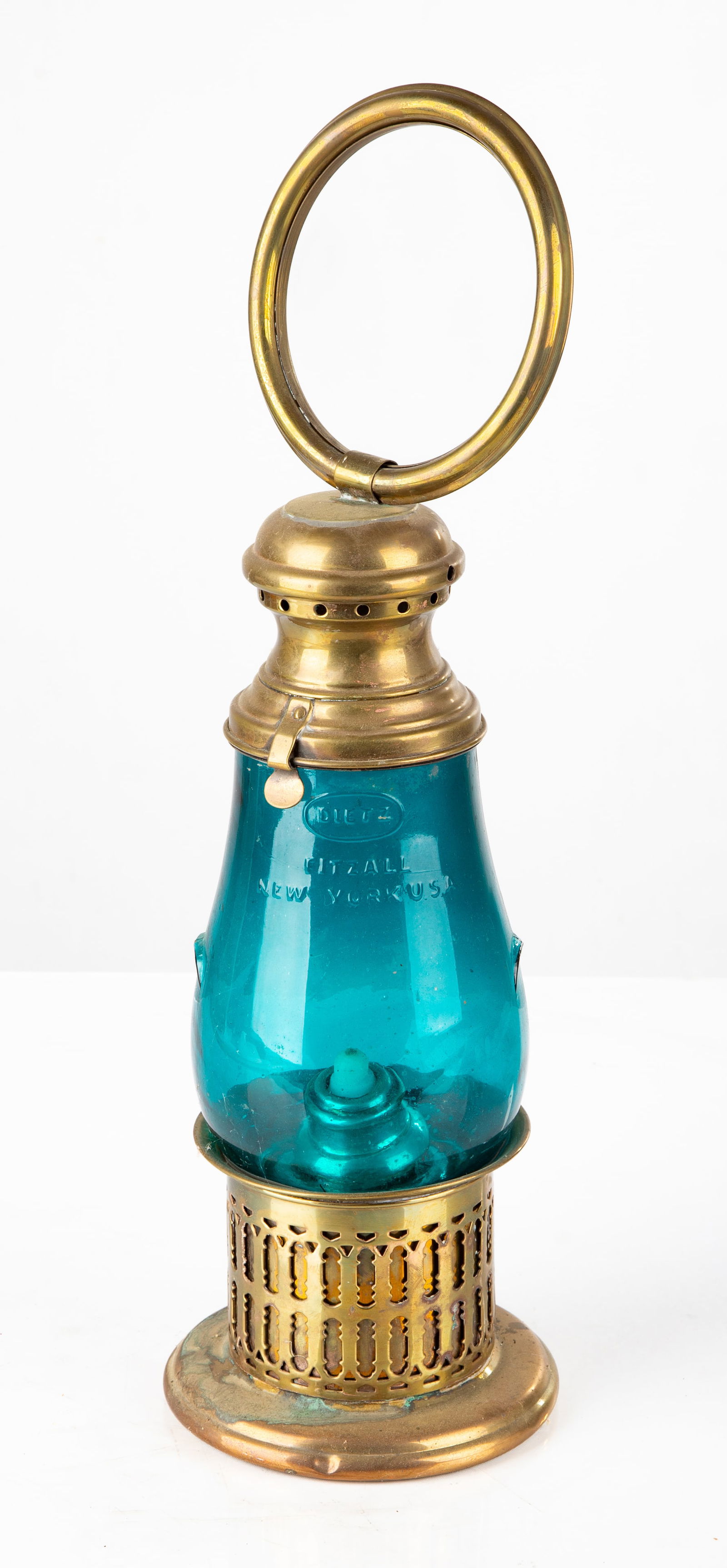 Dietz Fitzall New York Lantern (1 of 2)