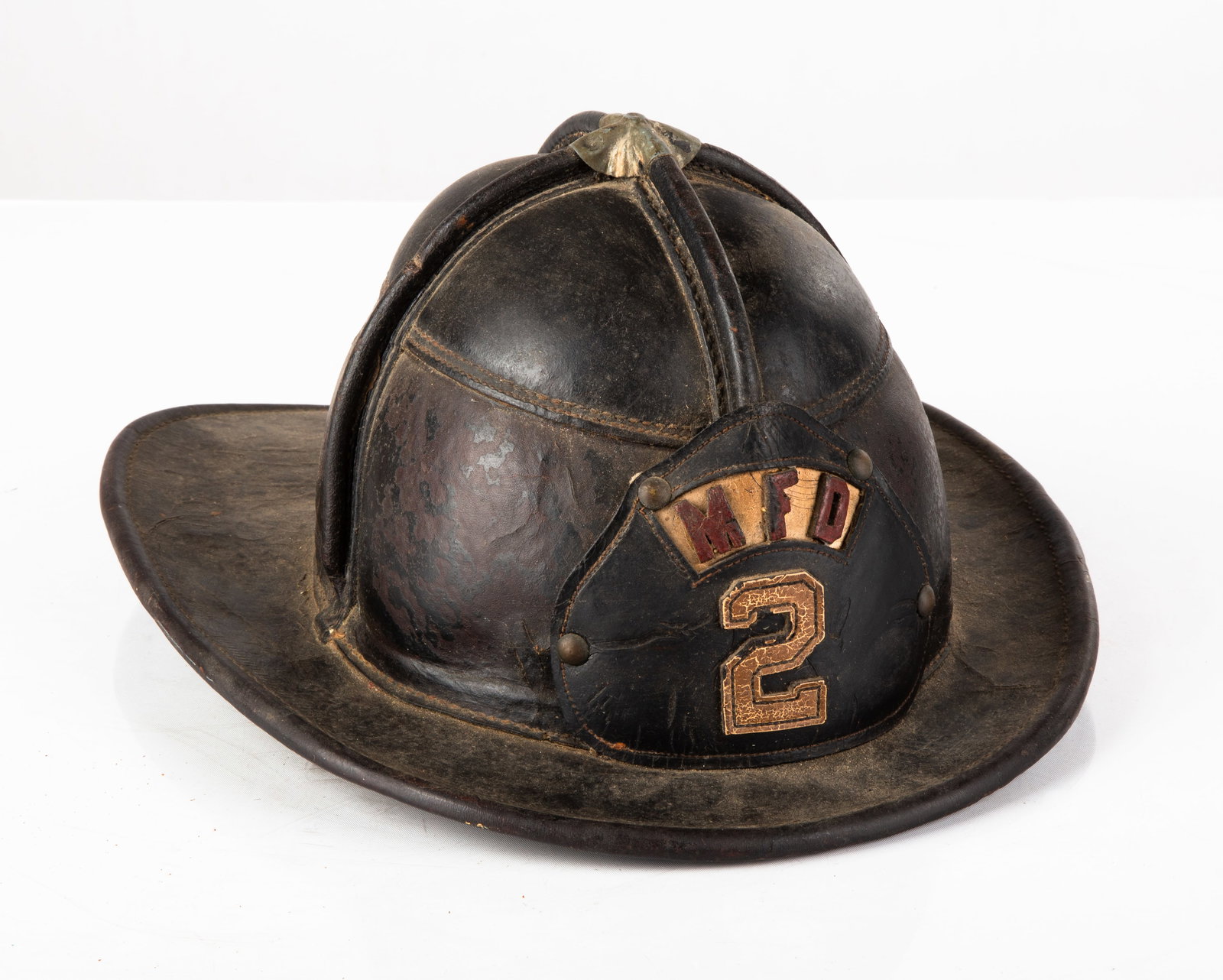 Antique Cairnes & Bro. NY Leather Fire Helmet (1 of 4)