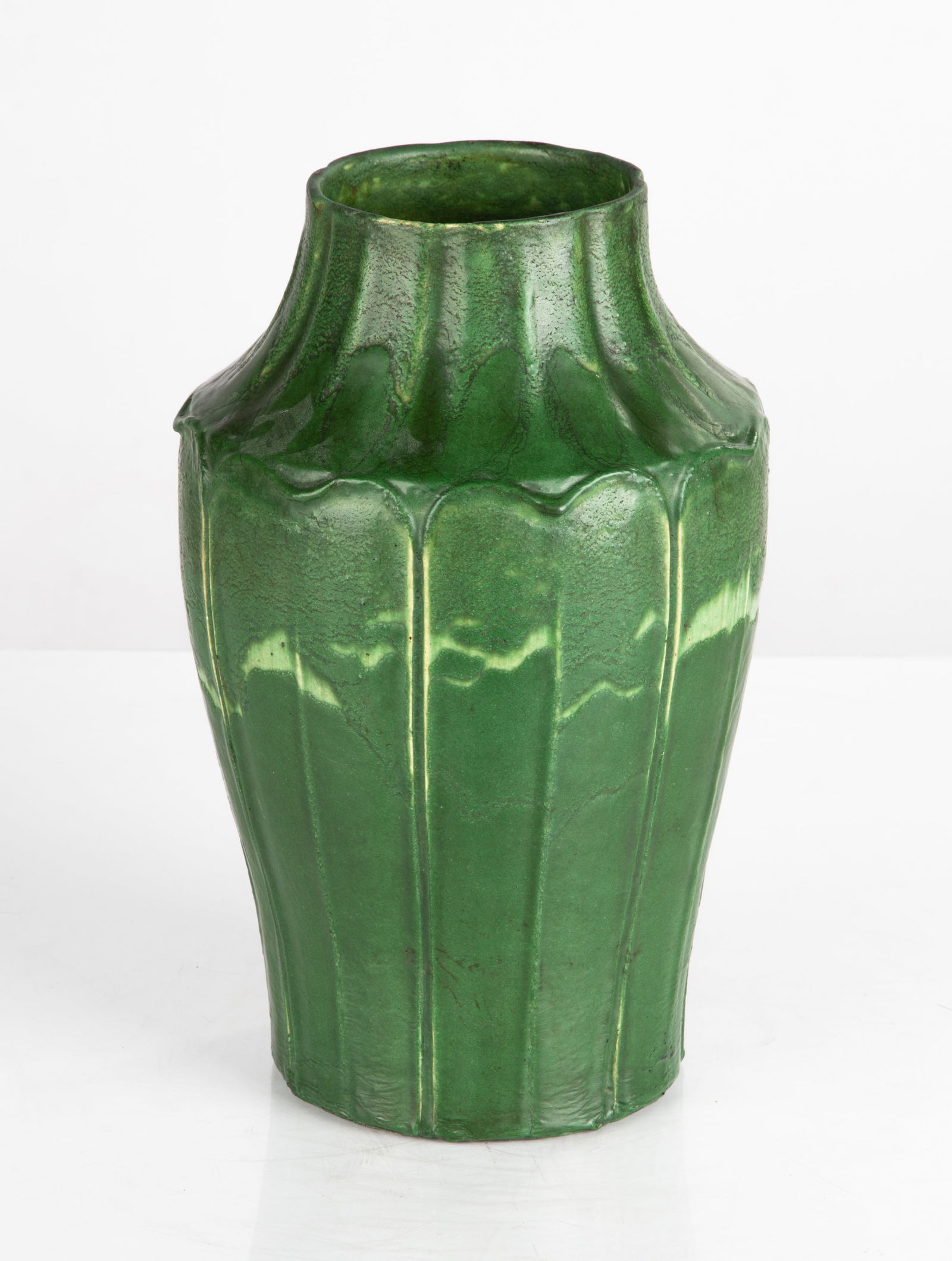 Grueby Pottery Vase (1 of 2)