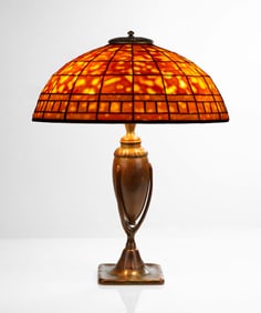 Tiffany Studios Colonial Lamp