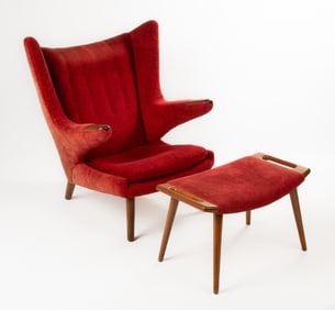 Hans J. Wegner Papa Bear Chair & Ottoman