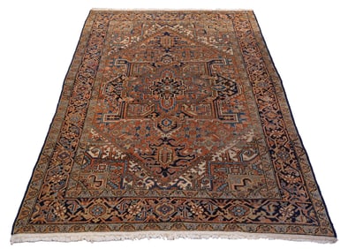 Heriz Oriental Rug