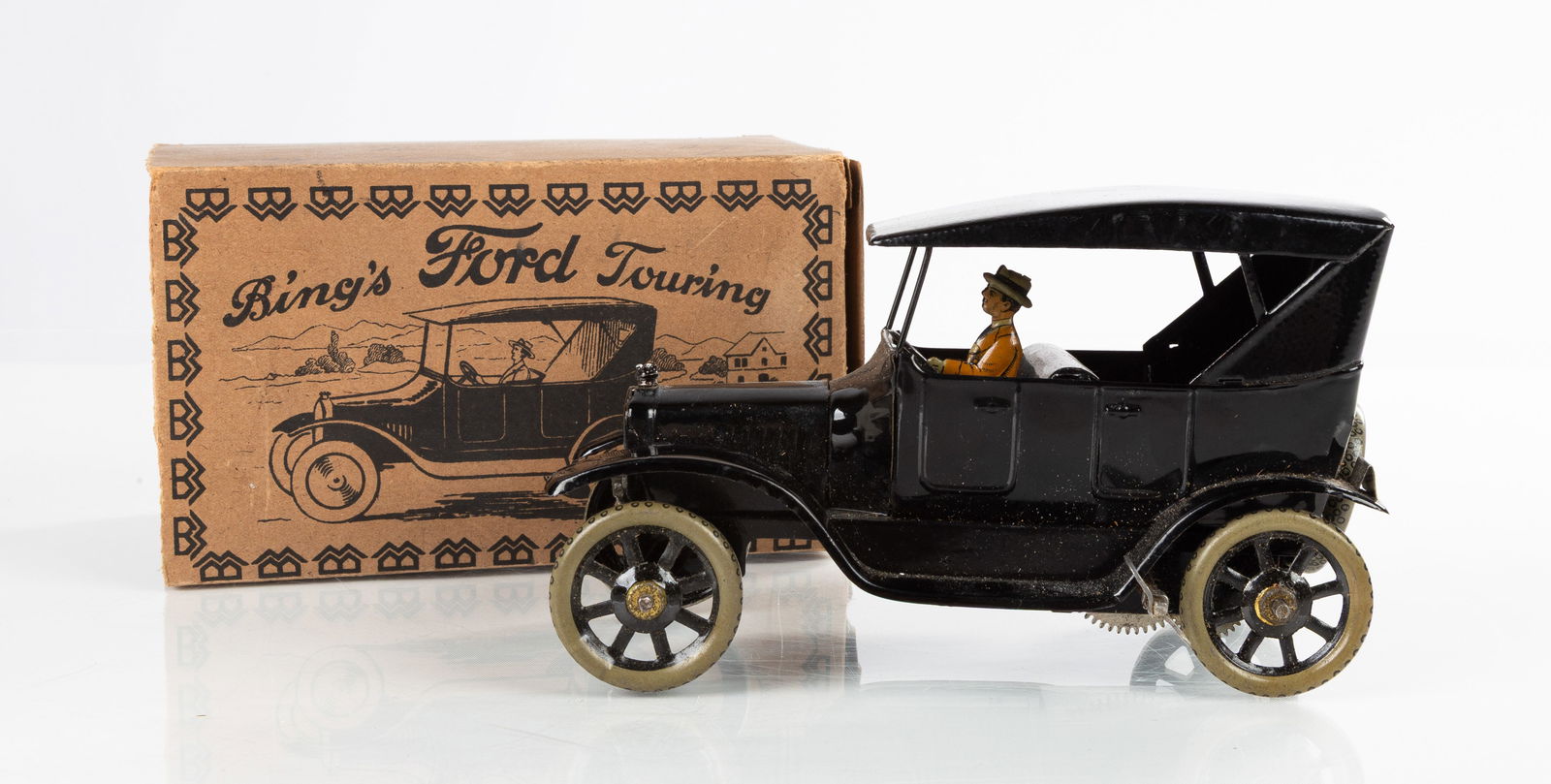 Bing's Ford Touring Car (1 of 8)