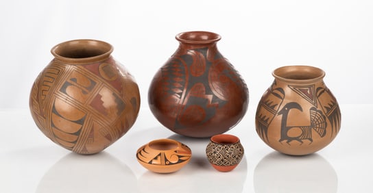 Contemporary Southwest American Indian Pueblo Pottery