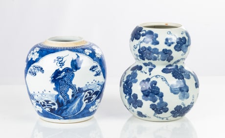 Chinese Blue & White Porcelain Ginger Jar & Double Gourd Vase