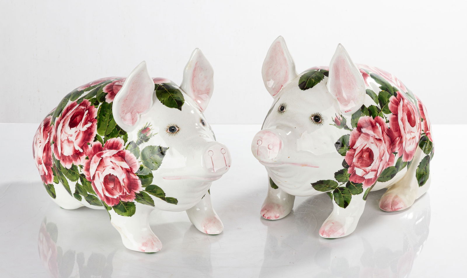 Pair of Large Scottish Wemyss 'Cabbage Roses' Pattern Pigs (1 of 8)