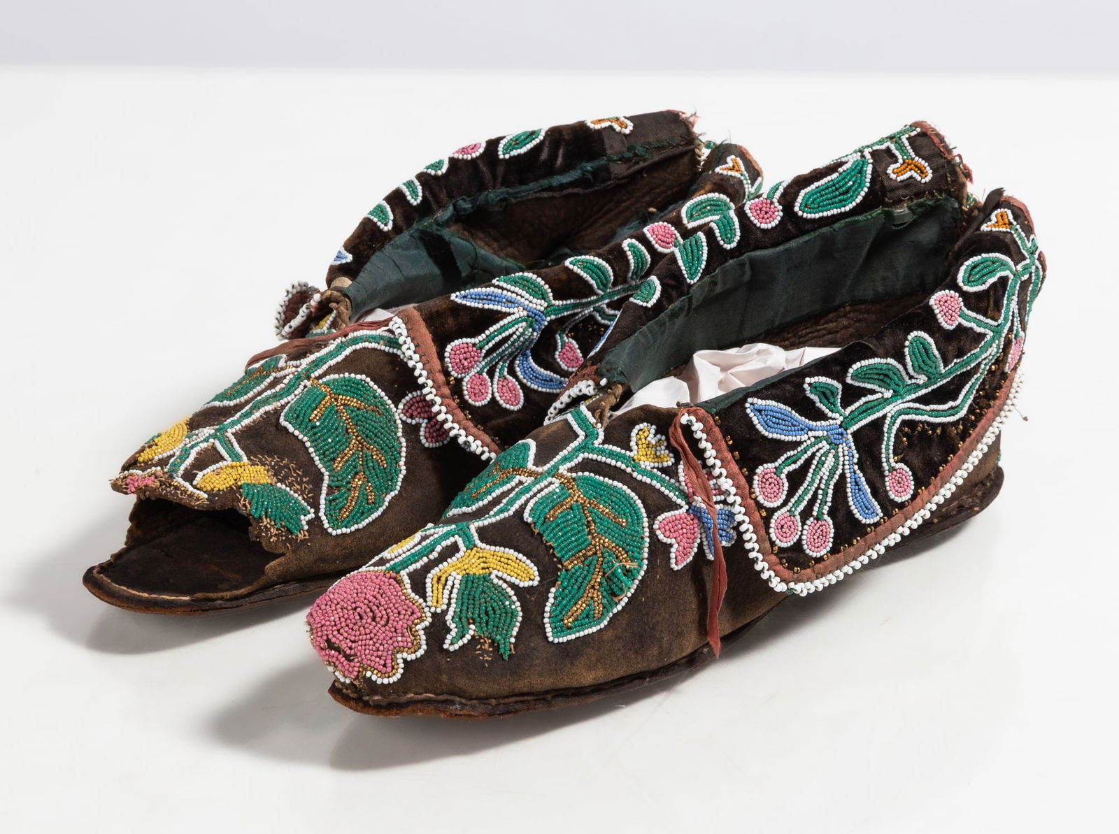 Cherokee Moccasins (1 of 6)