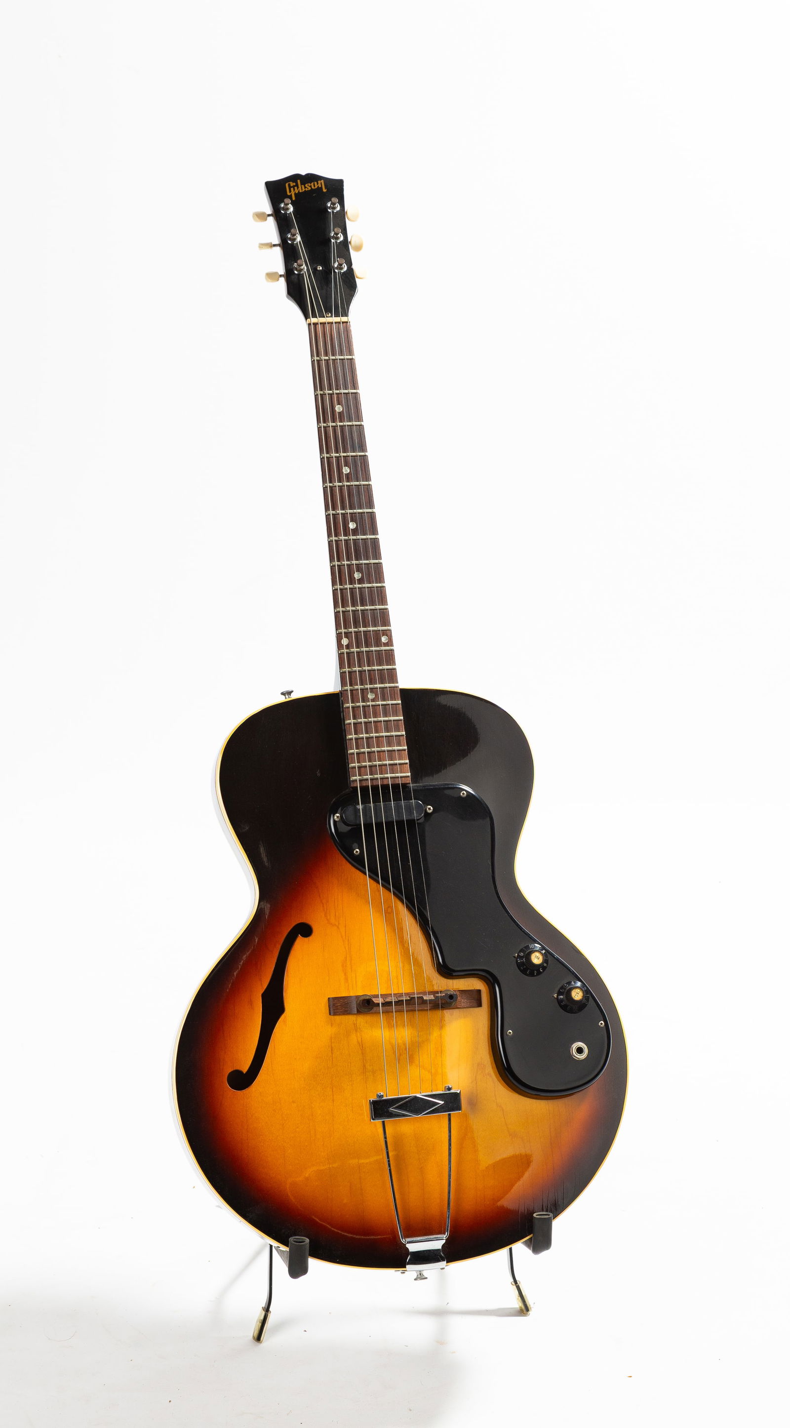 Vintage Circa 1962 Gibson ES-120T Guitar (1 of 8)