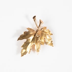 14K Gold Maple Leaf Brooch
