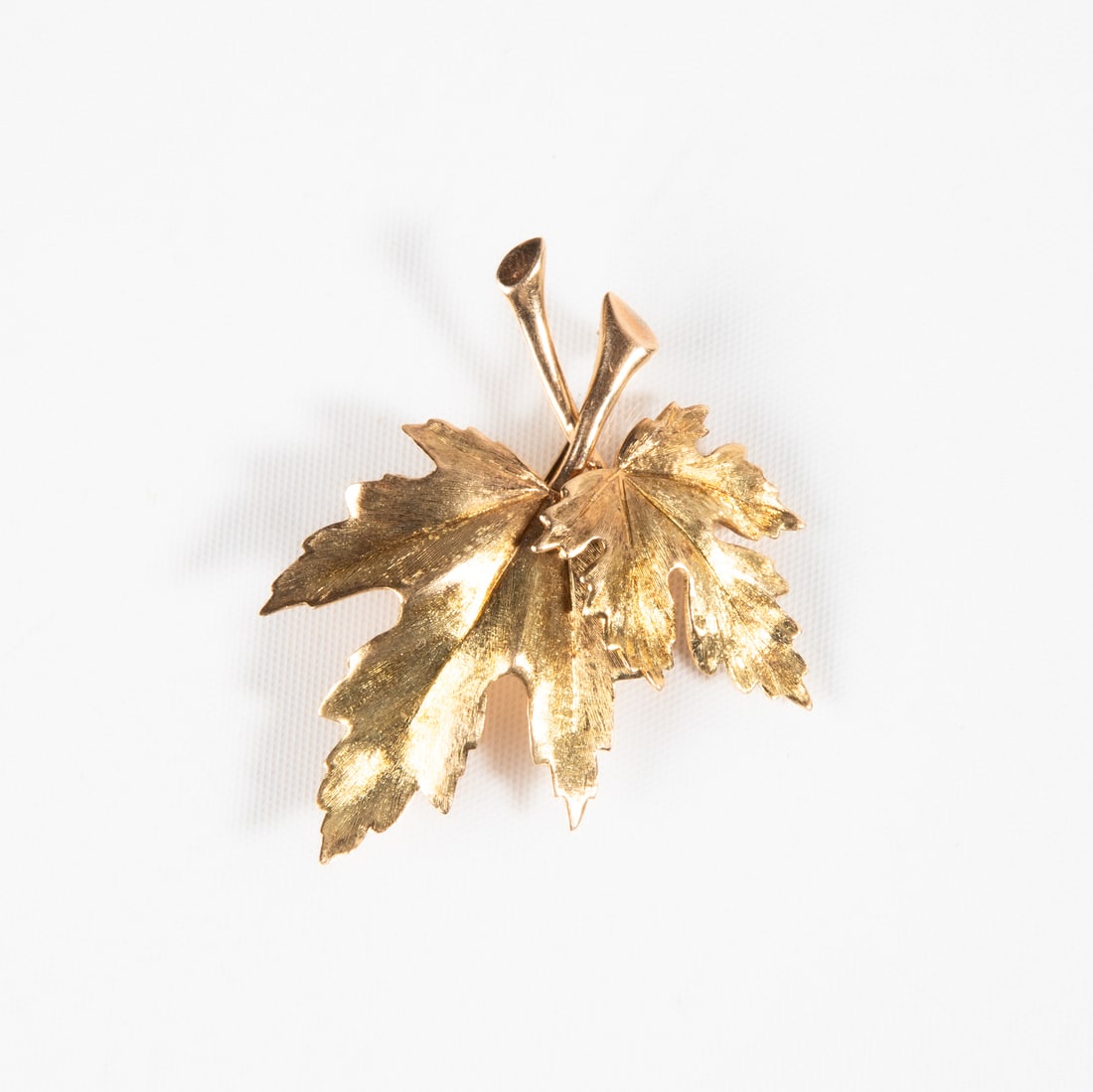 14K Gold Maple Leaf Brooch (1 of 4)