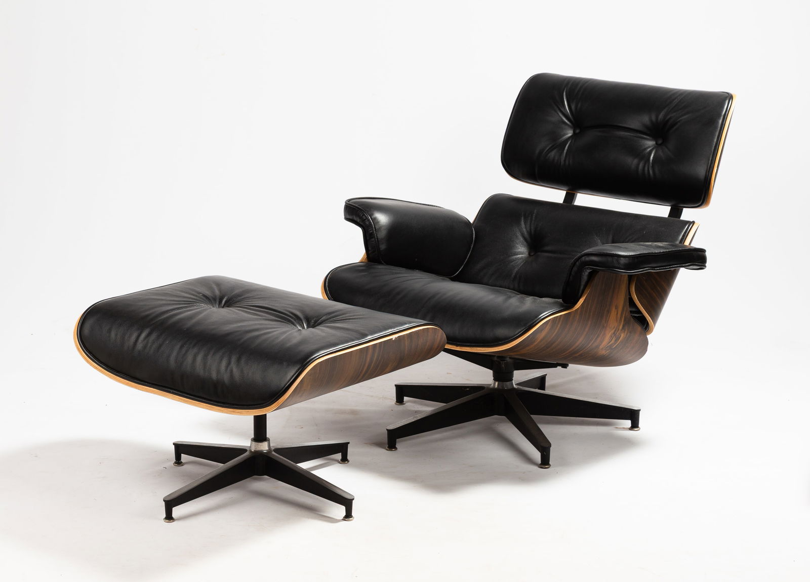 Charles & Ray Eames Style Lounge Chair (1 of 5)