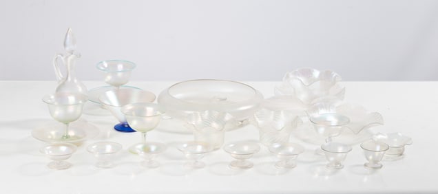 Steuben Verre de Soie Tableware