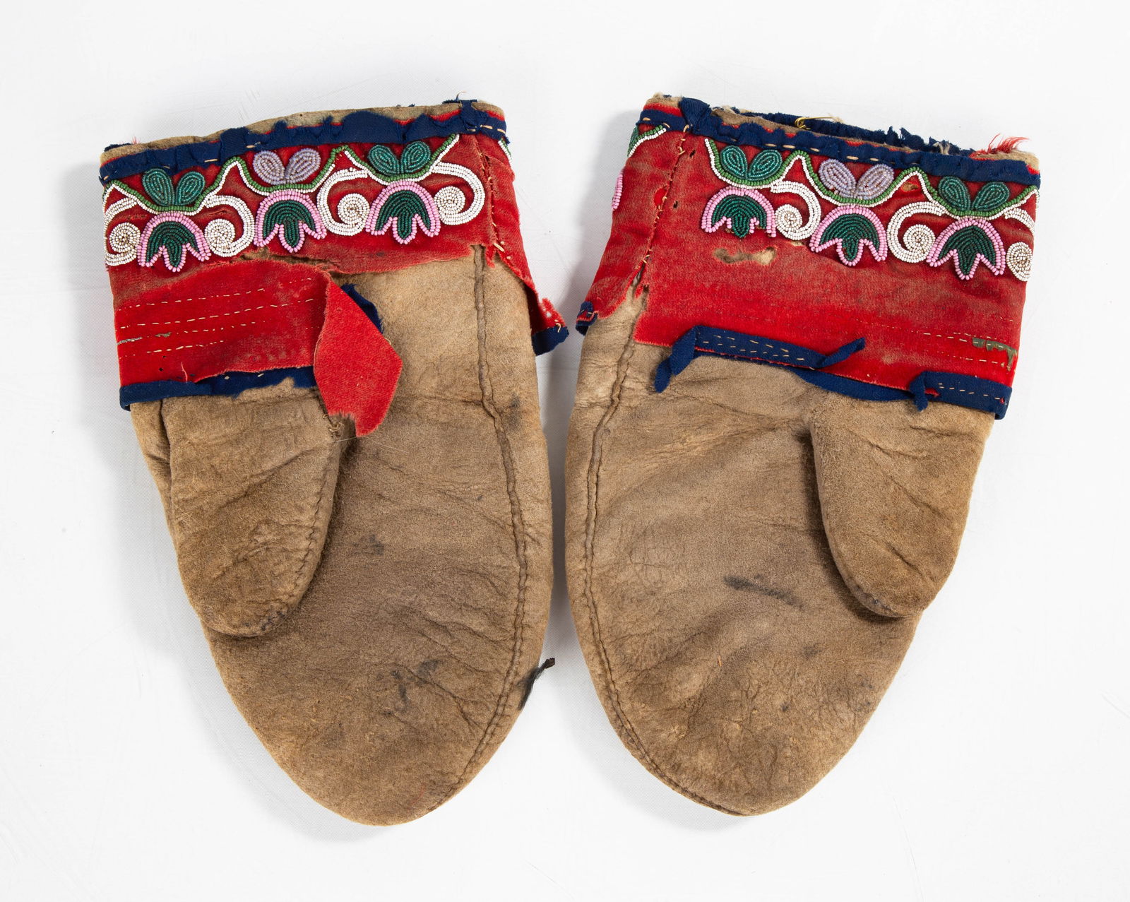 Kree Moose Hide Mittens - 2