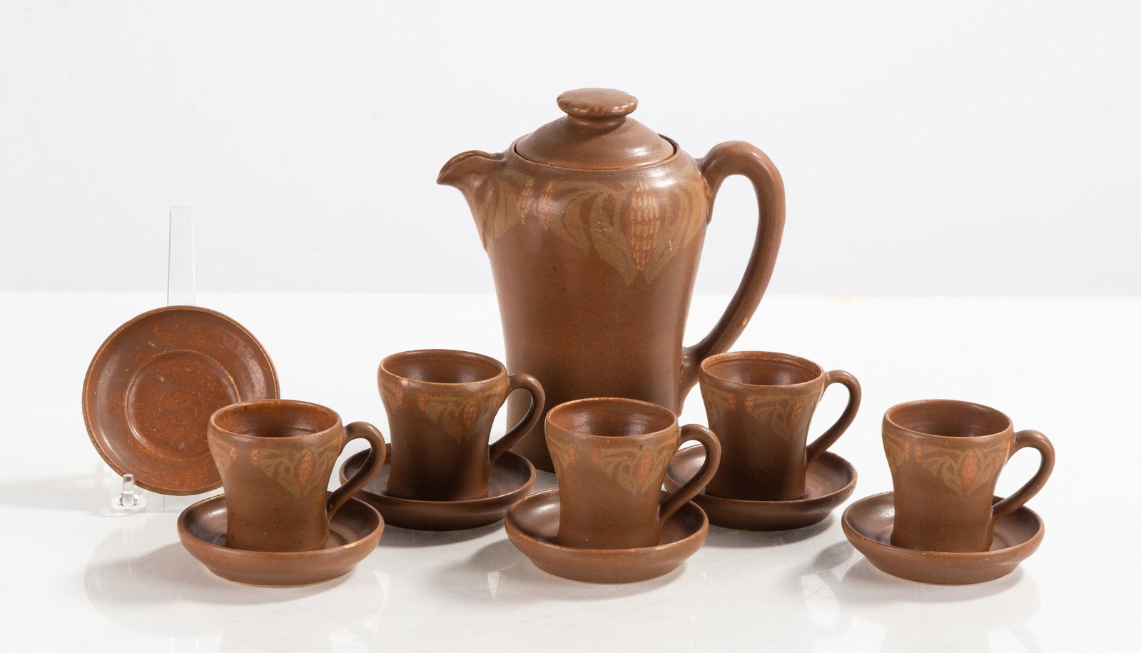 Frederick E. Walrath, Walrath Pottery Leaf-Decorated Tea Set (1 of 4)