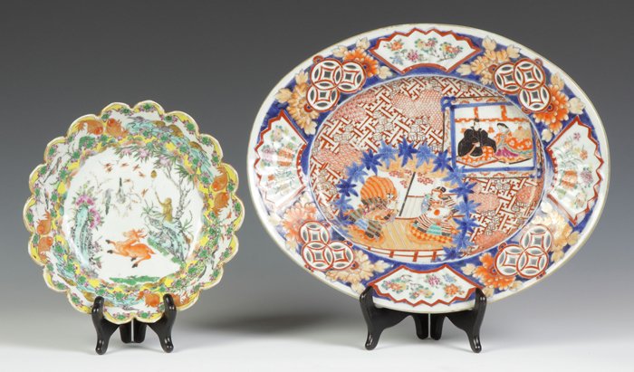 Chinese Porcelain Deep Dish & Imari Platter: Chinese Porcelain Deep Dish & Imari Platter. Both 19th cent. Dish: scalloped edge, Ht. 2 1/4" Dia. 9 1/2". Platter: reticulated border, W 15" D 12". . Ambassador Goodwin Cooke, Syracuse, NY.
