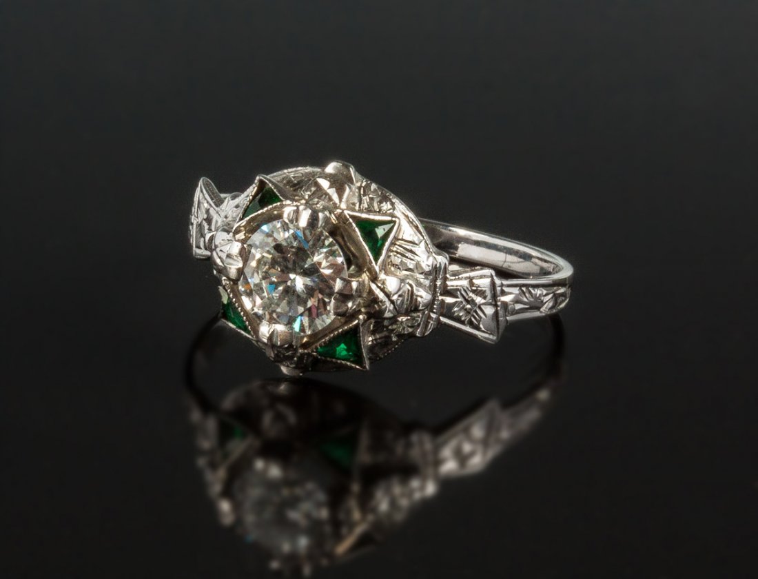 18K White Gold & Diamond Ring (1 of 2)