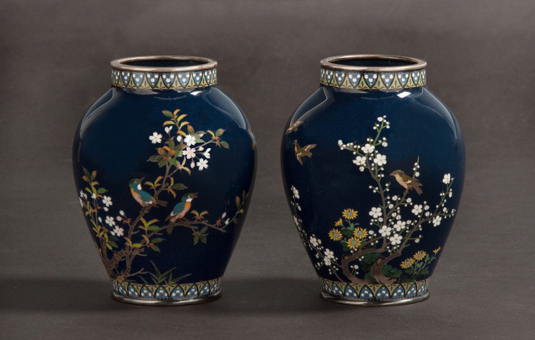 Fine Pair of Ayashi Kodenji Cloisonné Vases (1 of 2)