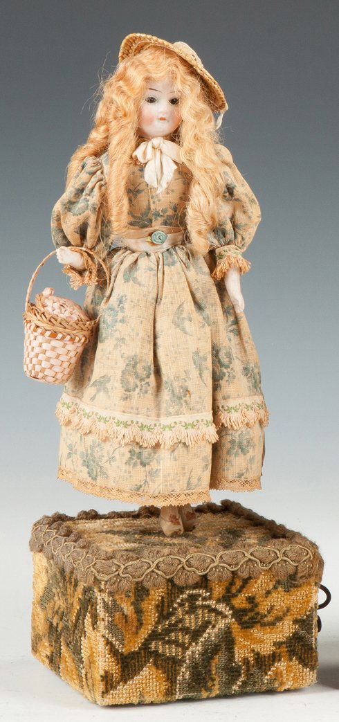 German Automaton Musical Doll (1 of 2)