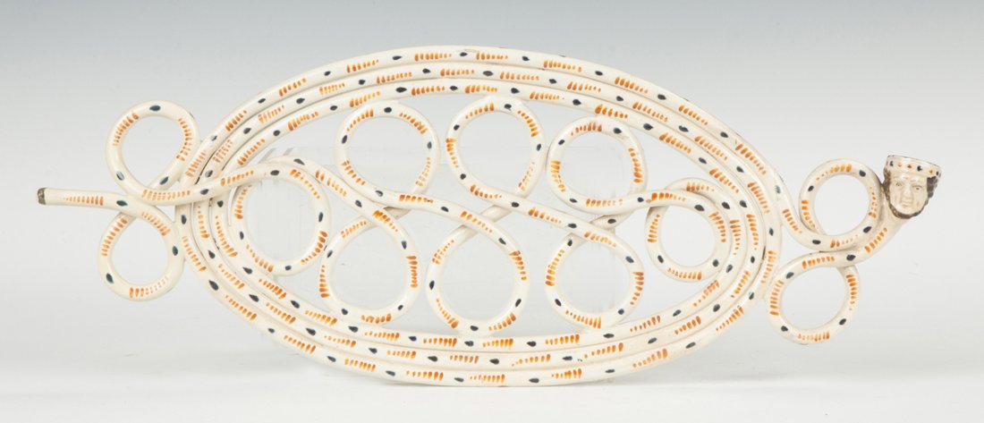 Early 19th Century Unusual Prattware Pipe (1 of 2)