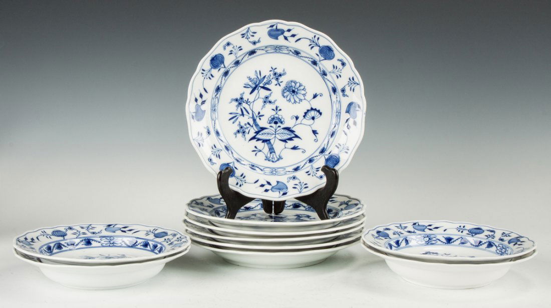 Meissen Blue & White Porcelain Plates & Deep Dishes - (1 of 3)
