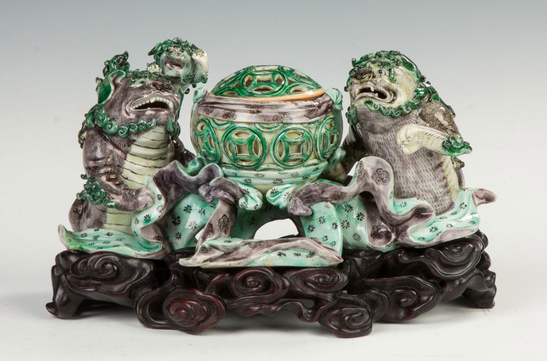 Biscuit Porcelain Foo Dog Censor (1 of 5)