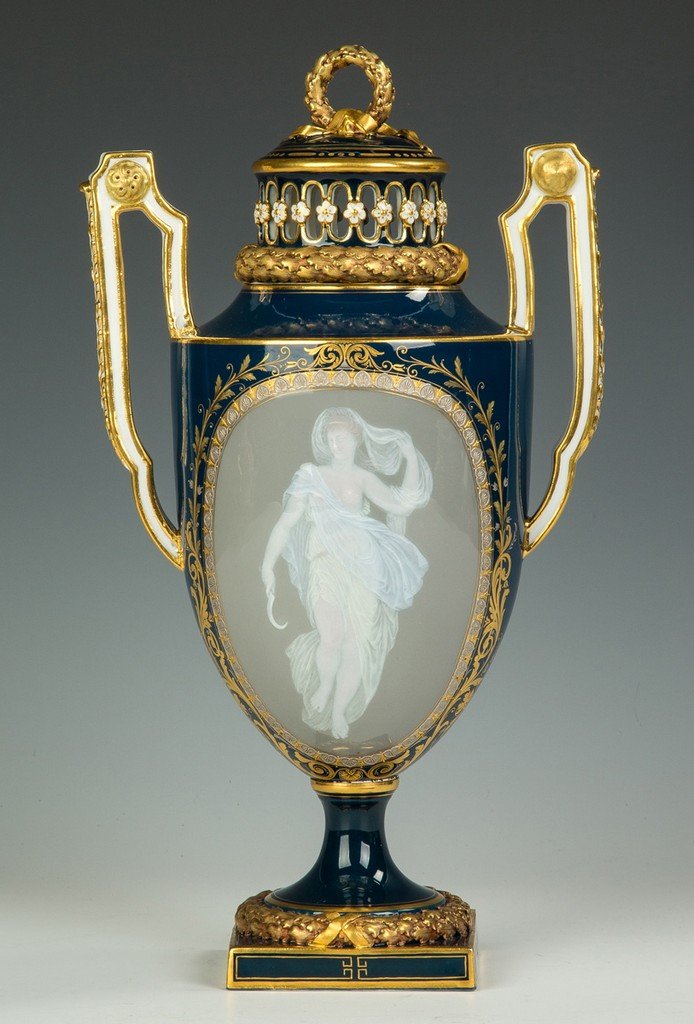 Fine Meissen Pate-sur-Pate Covered Urn (1 of 3)