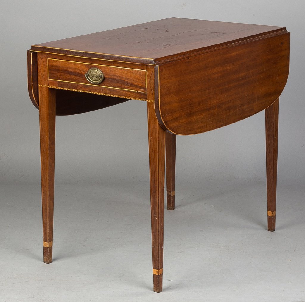 Hepplewhite Inlaid Mahogany Pembroke Table: Hepplewhite Inlaid Mahogany Pembroke Table. Circa 1790, with drawer. Ht 28 1/2" W 20" D 31".