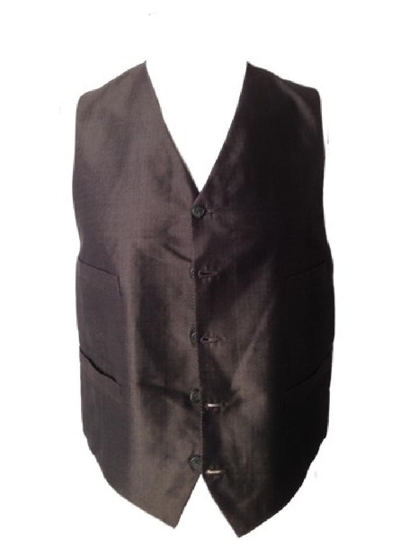 Titanic Spicer Lovejoy (David Warner) Movie Costumes: Titanic (1997) - From the epic mega blockbuster directed by James comes Spicer Lovejoy's (David Warner) brown and silver vest with "David Warner" inscribed by the costume department on the inside labe