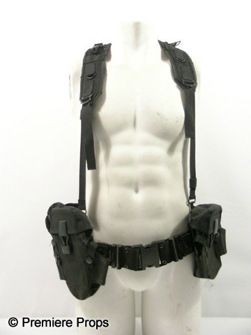 Resident Evil Afterlife Chris Redfield (Wentworth : Resident Evil Afterlife - Chris Redfield (Wentworth Miller) black nylon tactical belt with adjustable shoulder straps and multiple bags with snaps on the belt.