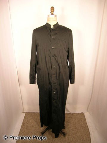 Lot of Religious Garments: Lot of 15 assorted religious garments,