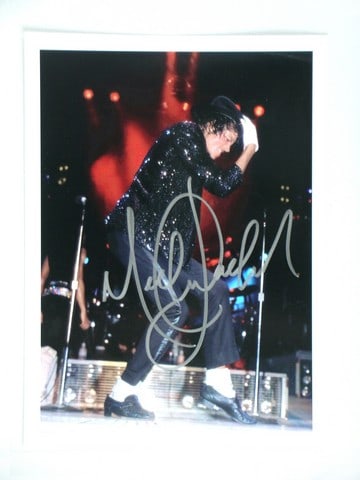 Michael Jackson Signed Photo (1 of 1)